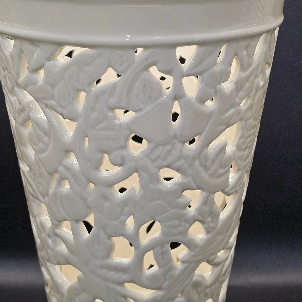Villeroy &‎ Boch Heinrich White Reticulated Pierced Bird Floral Vase 8.5